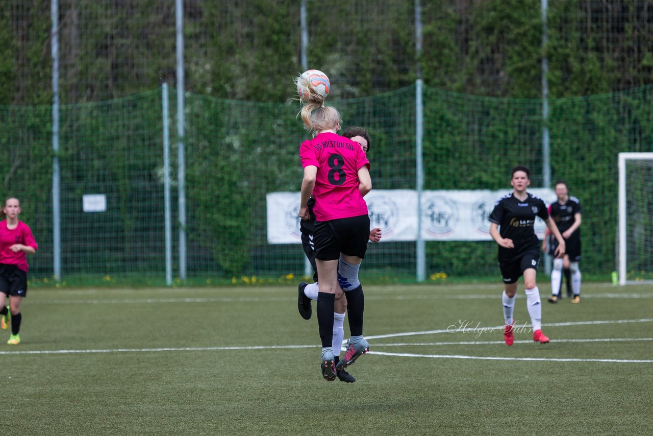 Bild 169 - B-Juniorinnen Pokalfinale SV Henstedt Ulzburg - SG Holstein Sued : 2:0